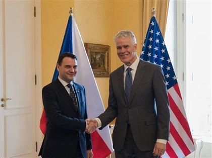 捷克新任外長與美駐捷大使會談：不預期強化對中關係