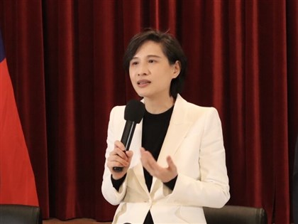 鄭麗君：台灣模式與美談半導體供應鏈合作　非產業外移