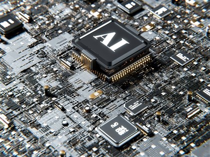 AI用戶跳槽潮？Gemini、ChatGPT對決4大問答