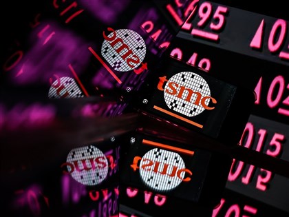 台積電黑翻紅　台股漲230點續創31639點收盤新高