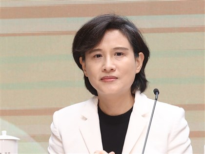 鄭麗君：政府信用擔保2500億美元專款規模上限百億美元