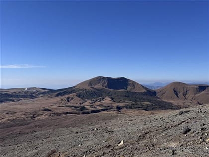 2名台灣人搭直升機失聯  已定位、待天候許可搜救