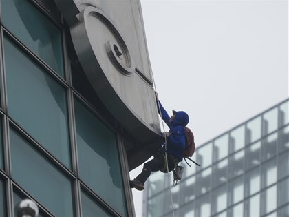 美自由攀岩名將霍諾德24日直播攀台北101　周邊交管一次看