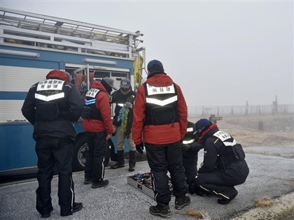 阿蘇火山直升機事故　失聯台灣旅客家屬趕赴熊本[影]