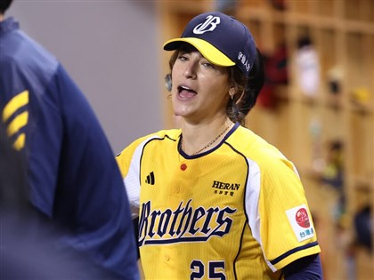 美國女子職棒簽下莎菈　介紹曾在台灣CPBL執教