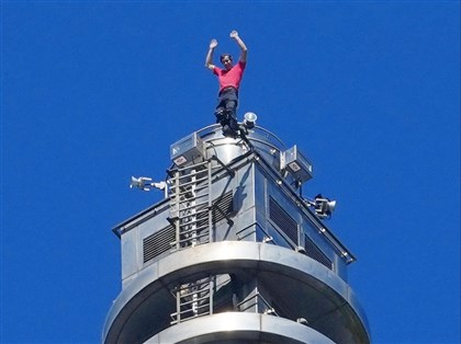 霍諾德成功攀上台北101頂端　全球直播打開台灣能見度【不斷更新】