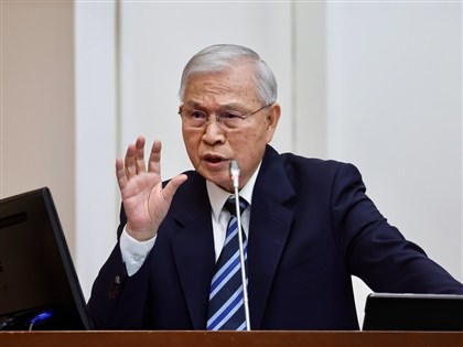 IMF點名台灣美元曝險高 楊金龍:有誤解、央行不緊張