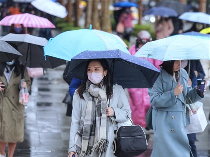 夜晚清晨水氣增　北北基局部地區防較大雨勢