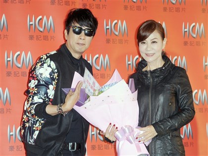 曹西平追思會化最後演唱會 龍千玉淚:謝謝給我勇氣