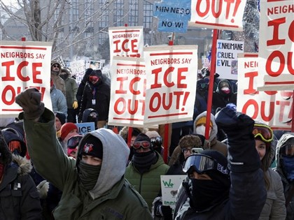 移民執法再釀死引眾怒 明尼阿波利斯市長:聯邦人員明起撤離