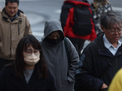 週末鋒面及冷空氣南下　北台灣濕冷低溫14度