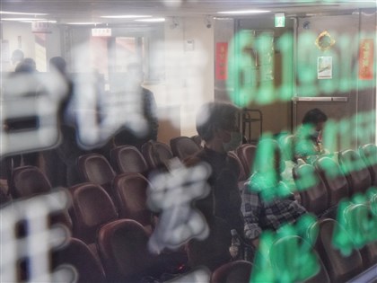 台股開高走低收跌267點　爆9307億天量創單日最高