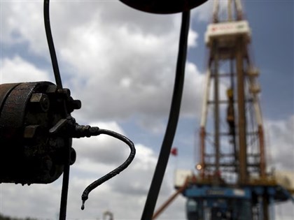 美國施壓　委內瑞拉石油業外人投資限制鬆綁