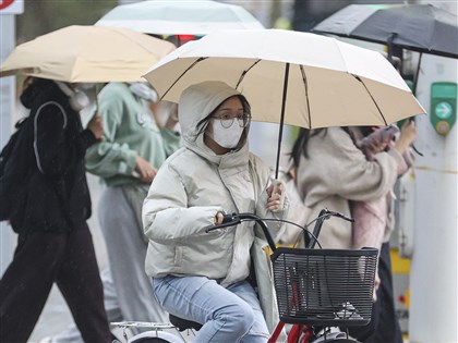 北部濕冷至2/3清晨　下週末更強冷空氣報到