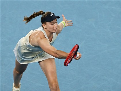 芮芭奇娜苦戰3盤拍落莎芭蓮卡 首奪澳網后冠