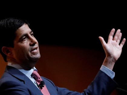 川普提名華許掌聯準會美元上揚 白銀創1980年後暴跌紀錄