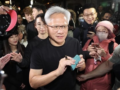 黃仁勳喊2026年再創紀錄 承諾將回台與北市府簽約