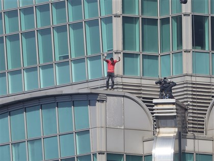 霍諾德登吉米夜現場談獨攀台北101　稱兒時夢想成真