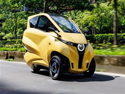 交通部擬開放駕艙機車　駕駛需有小型車駕照