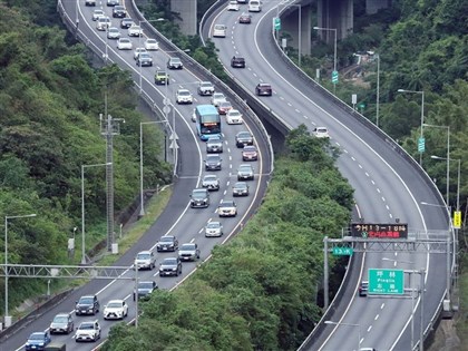 春節連假疏運國道管制措施一覽　高鐵台鐵估初三是高峰期