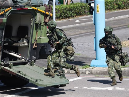 顧立雄：漢光演習維持10天9夜　基地對抗天數翻倍
