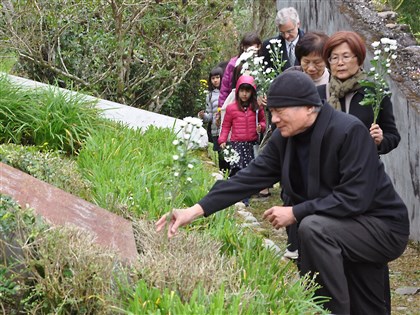 林宅血案促轉會揭偵辦方向連3變　林義雄治喪遭跟監