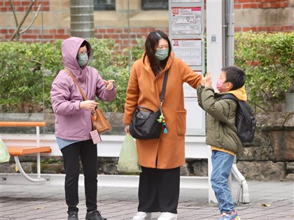 早安世界》寒流發威西半部、宜蘭低溫探8度　桃園以北高山可望降雪