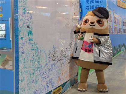 布偶裝裡的故事　操偶師保密守護眾人童年