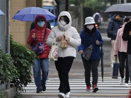 吳德榮：東北季風挾雨南下　北台灣午後轉涼