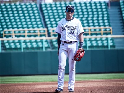 WBC台灣隊練習賽7投接力登板　吳念庭敲2安