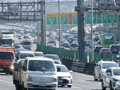 小年夜國道估9路段壅塞　建議南向用路人下午出發