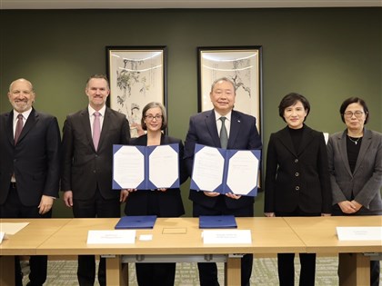 經貿辦：台美對等貿易協定和MOU併送國會審議　不存在黑箱不透明