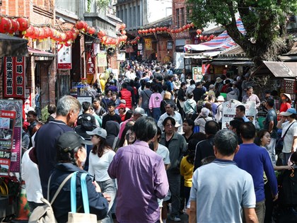 好天氣迎開工上班日各地多雲到晴 24日起2波鋒面接力