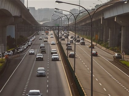 國道上午路況大致正常 預估4路段恐壅塞