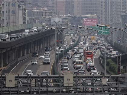 年初五上午2國道路段壅塞  累計發生18起事故