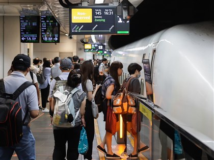 高鐵春節日均運量創新高　228續推自由座等候預估