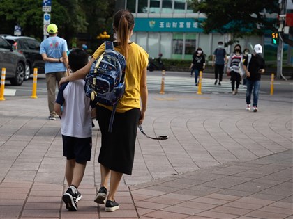 北市推育兒減少工時　勞動部：彈性育嬰假已上路、獎勵金預算待審