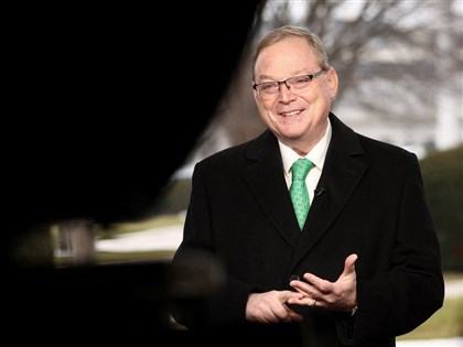 川普稱全球關稅增至15%　白宮經濟顧問：仍在討論