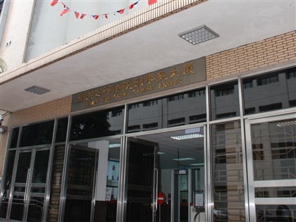 貿然開車門致騎士重傷　車主賠2千萬獲緩刑定讞