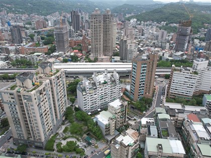 停車場、避難室當住家　財部擬修法課最高4.8%房屋稅