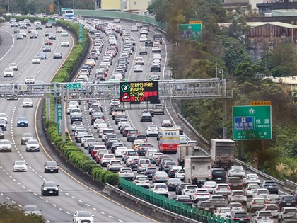228連假首日　上午國道9路段易壅塞
