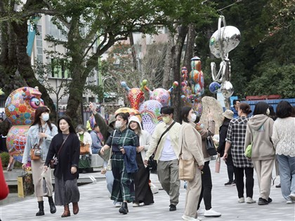 3/1高溫上看30度　元宵節轉涼西半部防雷雨