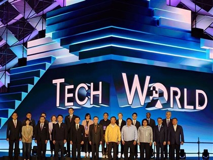 TECH WORLD館開幕 卓榮泰:晶片是介紹台灣的名片