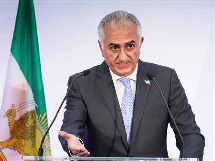 前伊朗國王巴勒維之子促人民抗議　籲剩餘官員不流血交出政權