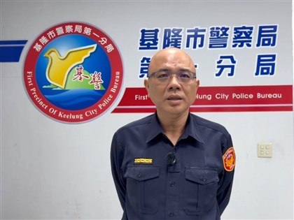 基隆所長抹警車牌吮指開酸惹議　分局查霸凌與否