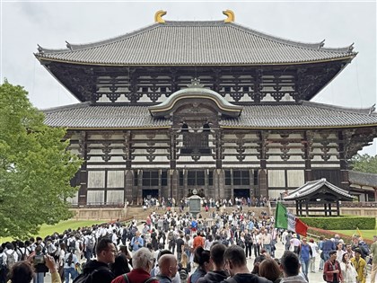 日本古蹟潑油案東大寺也遭殃　犯嫌11年後落網