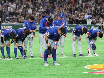 WBC經典賽台灣首戰0比3吞敗　澳洲全左投登板、2轟搶分