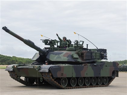 政院版、藍版國防特別條例草案付委審查　朝野無異議