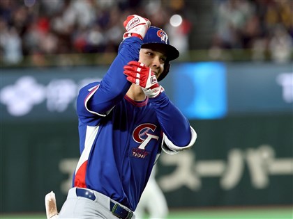 WBC台灣隊「費仔」費柴德是誰？ 對捷克轟滿貫砲、父母現身東蛋力挺