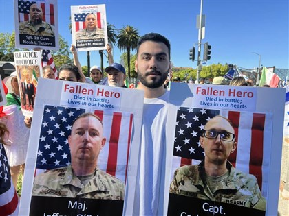 洛杉磯伊朗人集會感謝美軍　控訴伊斯蘭政權殺害人民